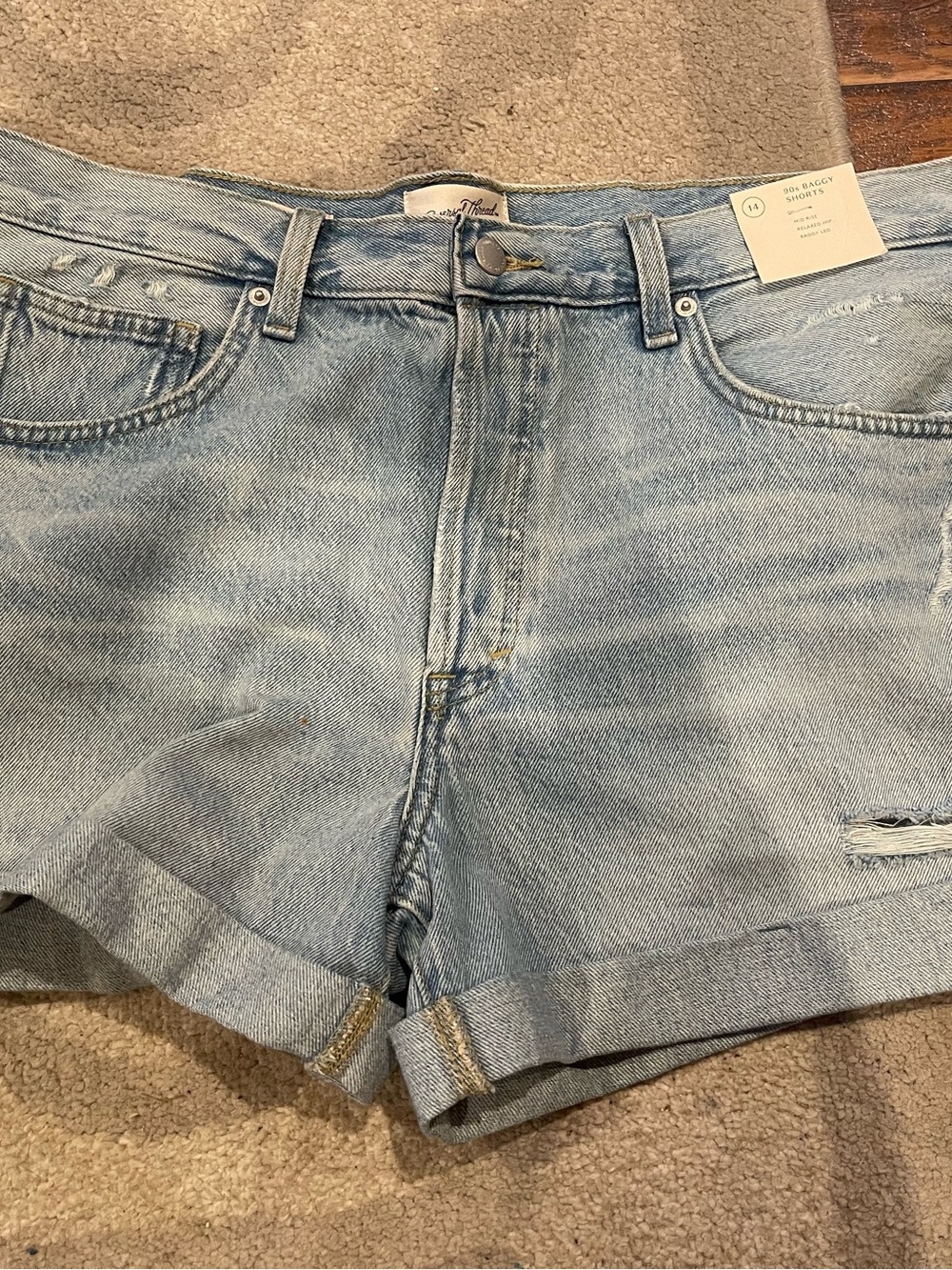 Universal Thread 90s Baggy Jean Shorts NWT